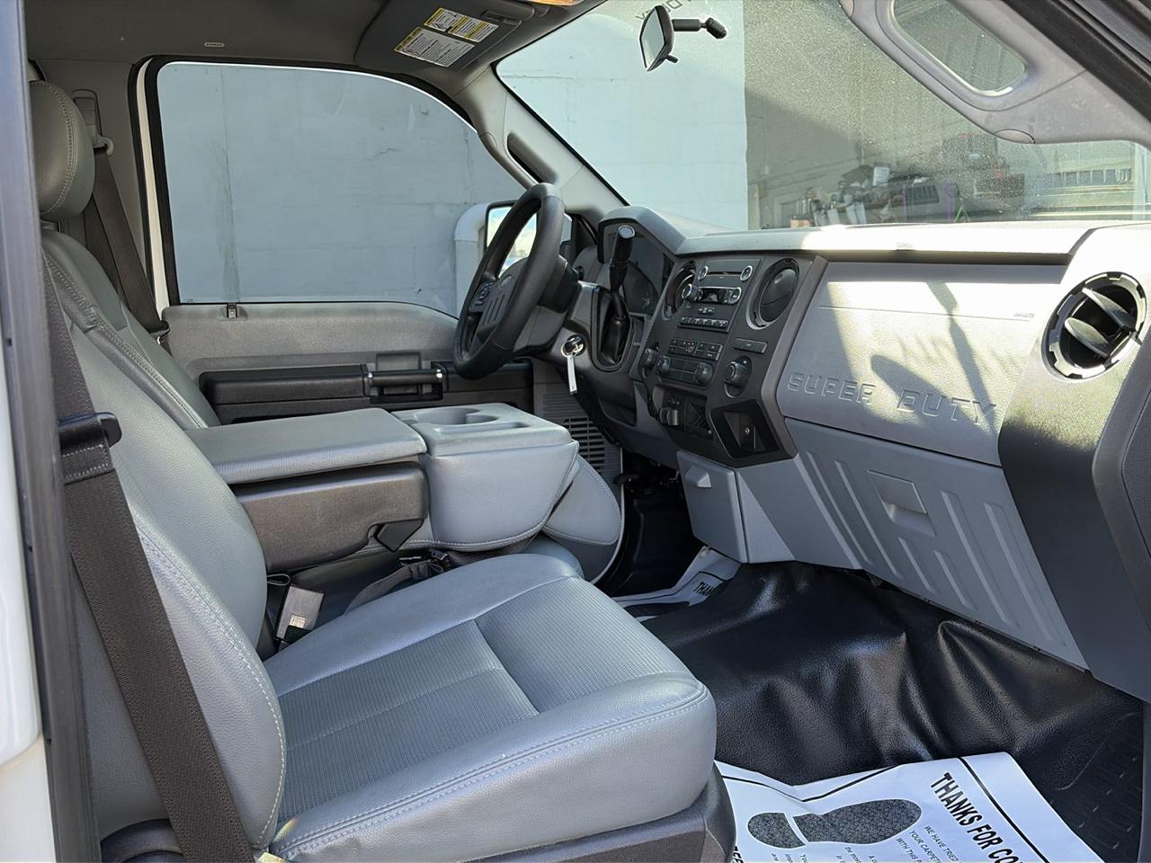 Ford F-450 SD XL Crew Cab DRW 4WD 2015