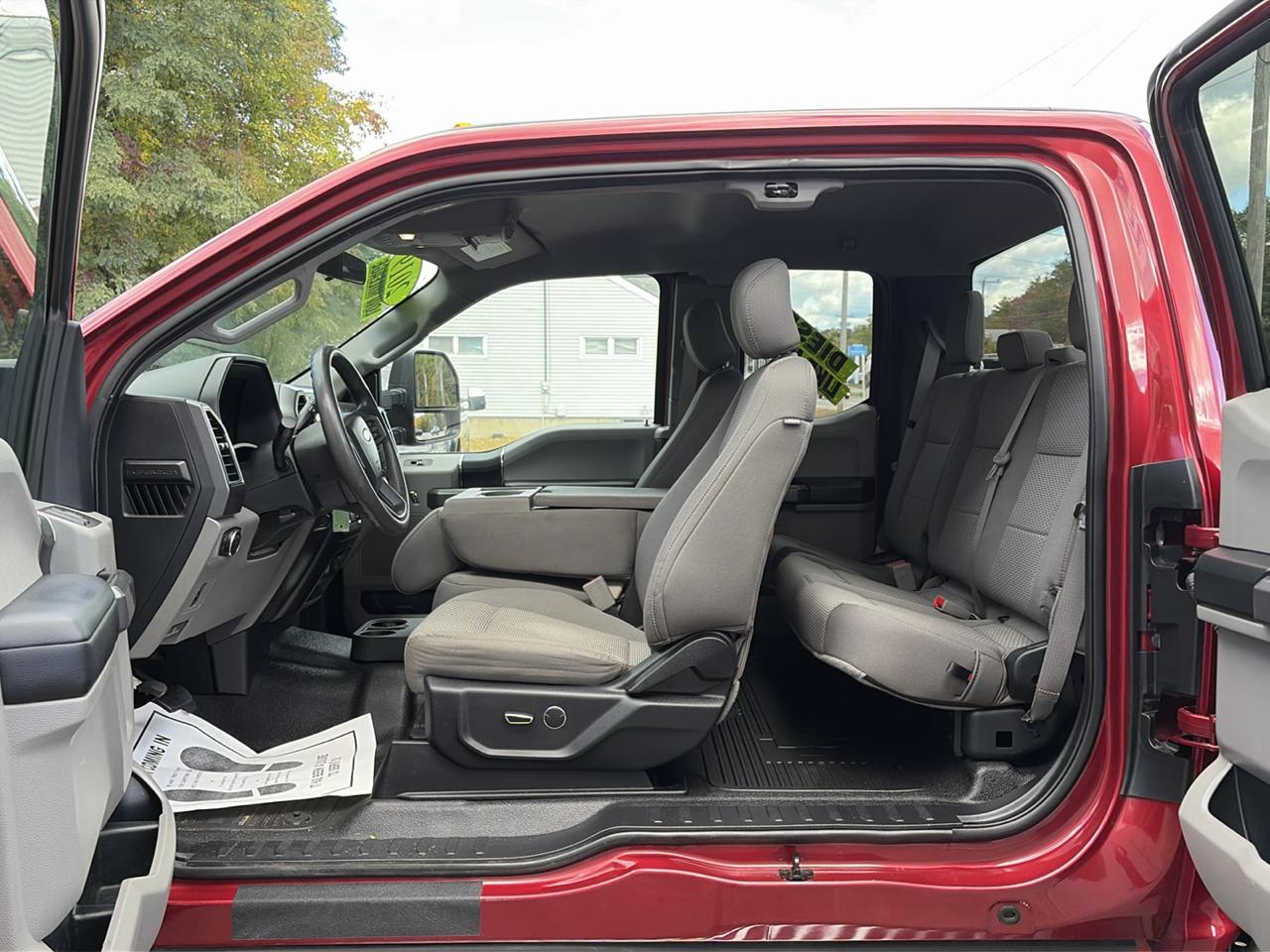 Ford F-350 SD XLT SuperCab 4WD 2019