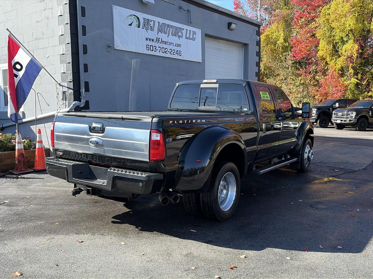 Ford F-450 SD Platinum Crew Cab DRW 4WD 2016