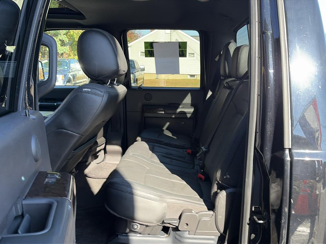 Ford F-450 SD Platinum Crew Cab DRW 4WD 2016