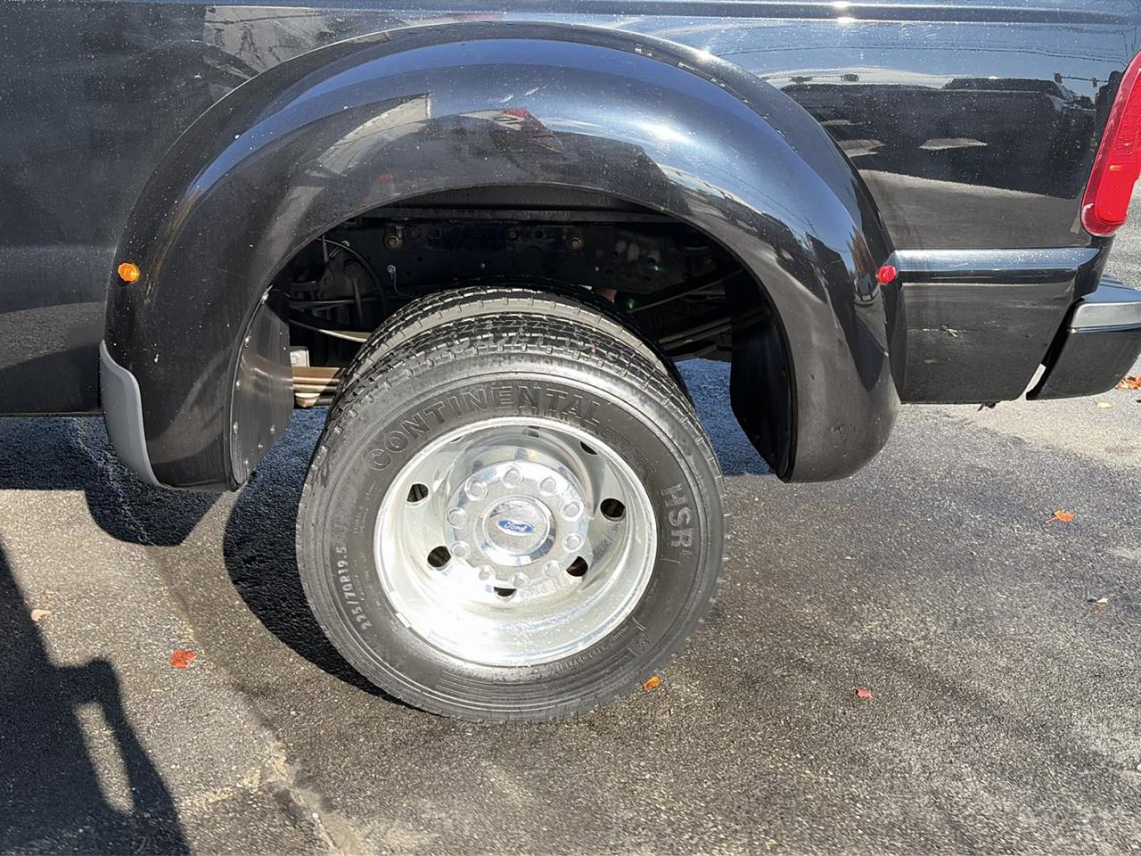 Ford F-450 SD Platinum Crew Cab DRW 4WD 2016