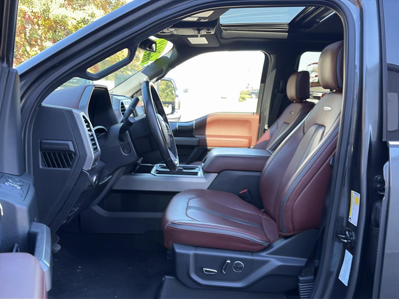Ford F-450 SD Platinum Crew Cab DRW 4WD 2019