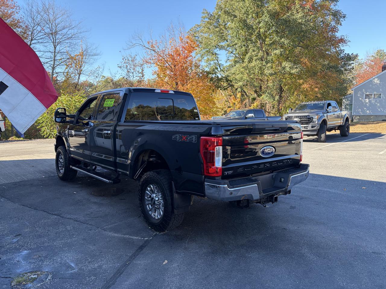 Ford F-250 SD Lariat Crew Cab 4WD 2019