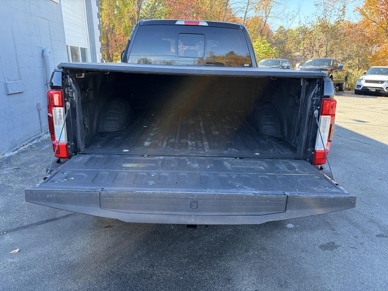 Ford F-250 SD Lariat Crew Cab 4WD 2019