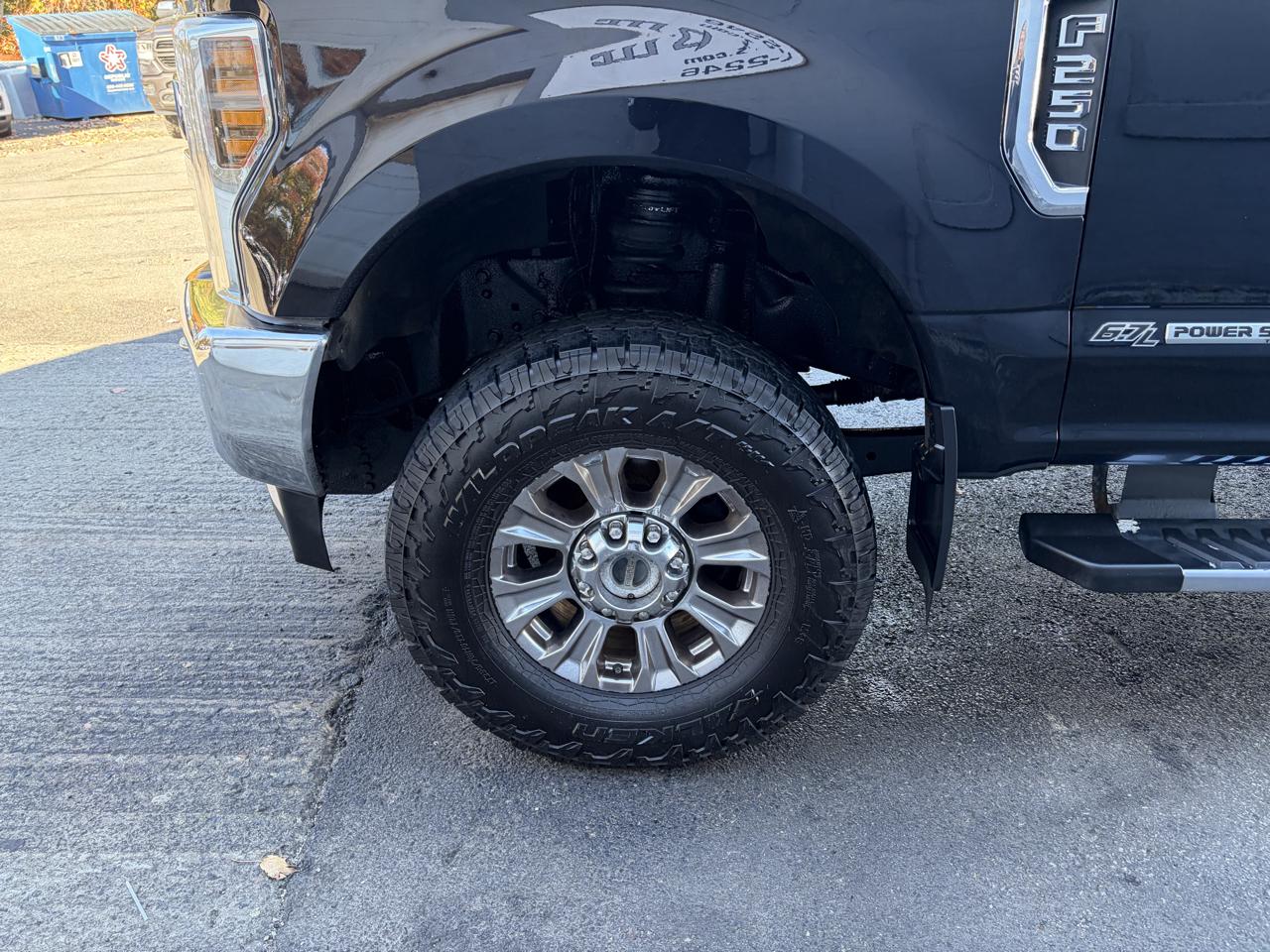 Ford F-250 SD Lariat Crew Cab 4WD 2019