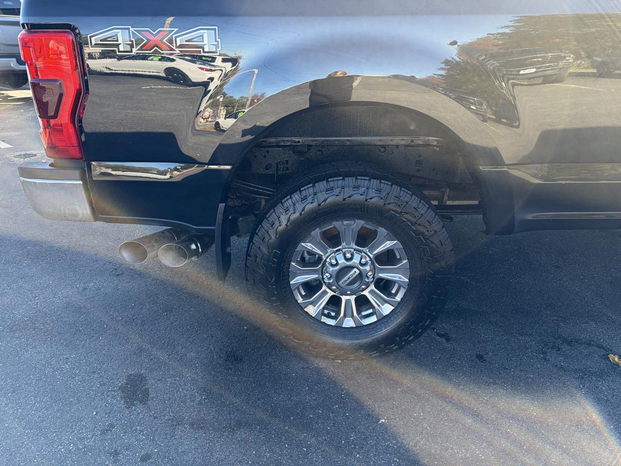 Ford F-250 SD Lariat Crew Cab 4WD 2019