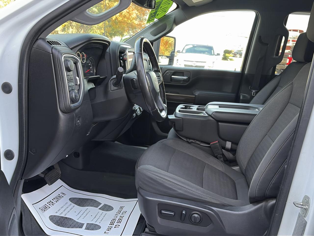 Chevrolet Silverado 2500HD LT Crew Cab Short Bed 4WD 2020