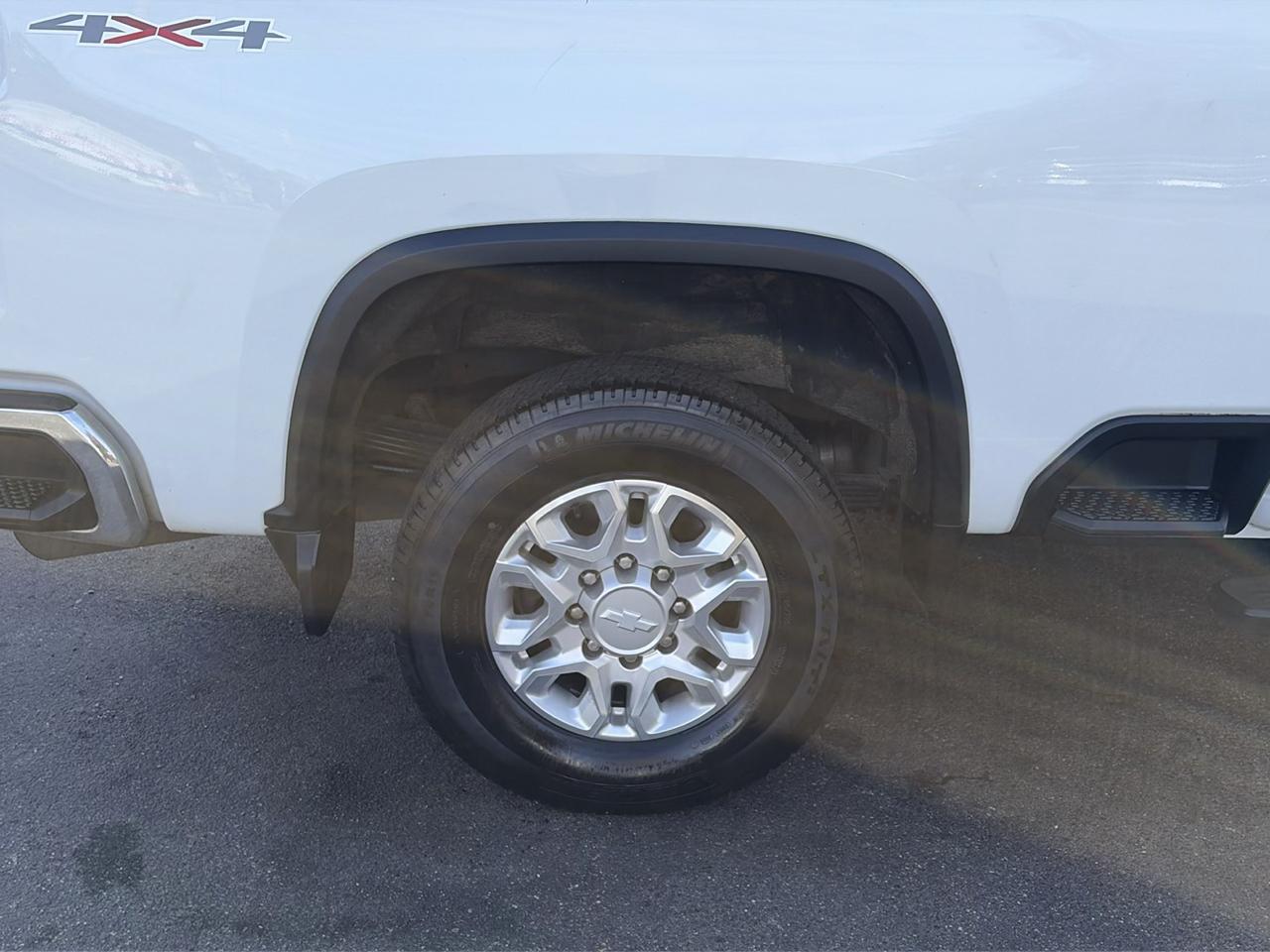 Chevrolet Silverado 2500HD LT Crew Cab Short Bed 4WD 2020
