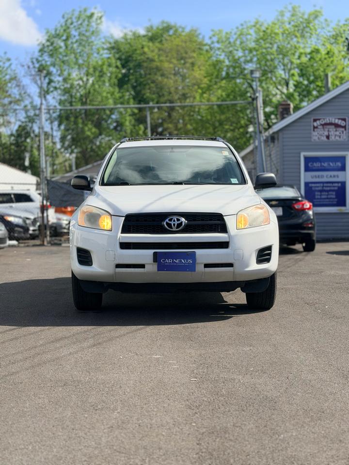 Toyota RAV4 Base I4 4WD 2012
