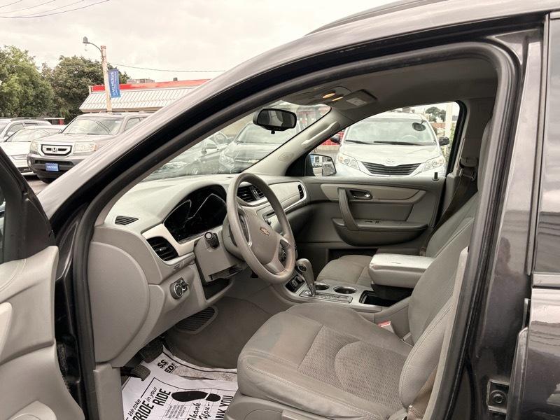 Chevrolet Traverse LS AWD w/PDC 2017