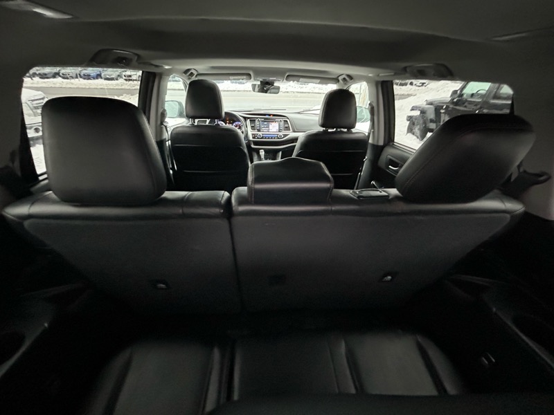 Toyota Highlander XLE AWD V6 2017