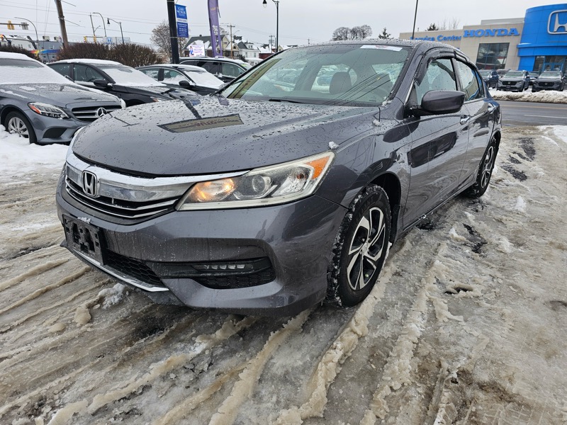 Honda Accord LX Sedan 6-Spd MT 2017