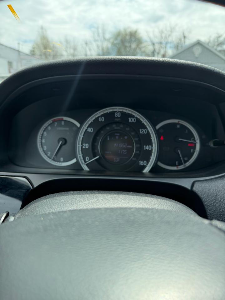 Honda Accord LX Sedan 6-Spd MT 2017