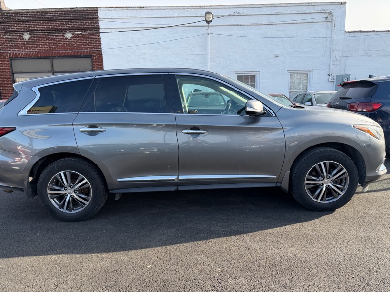 Infiniti QX60 Base AWD 2018