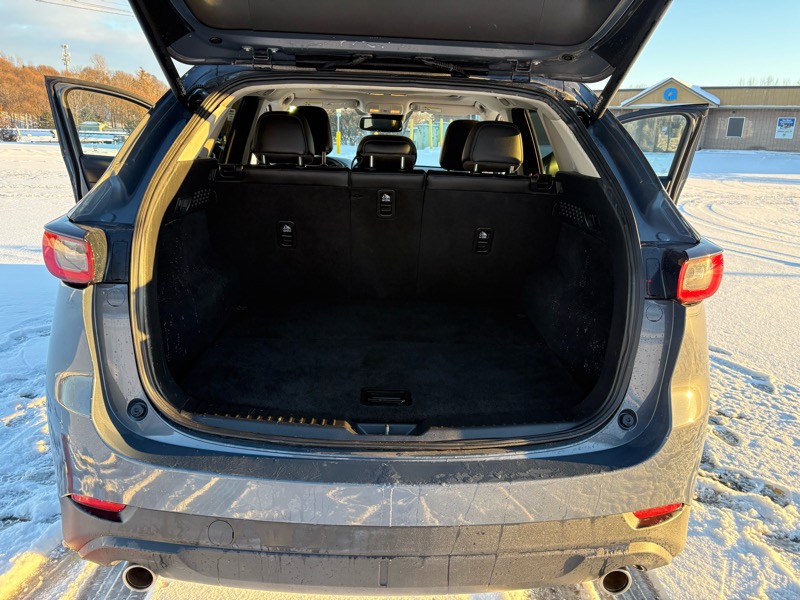 Mazda CX-5 S Carbon Edition 4D SUV AWD 2024