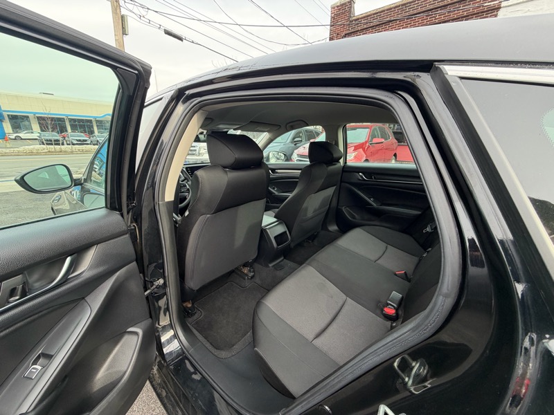 Honda Accord LX CVT 2020