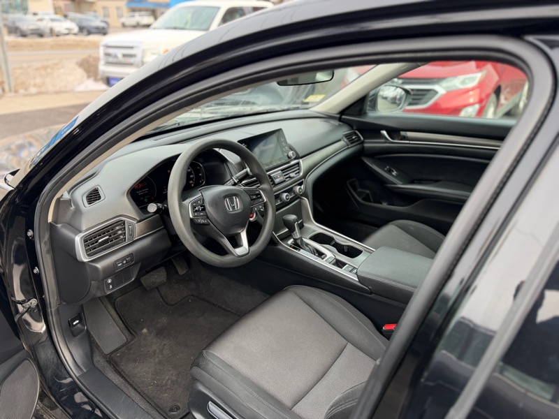 Honda Accord LX CVT 2020