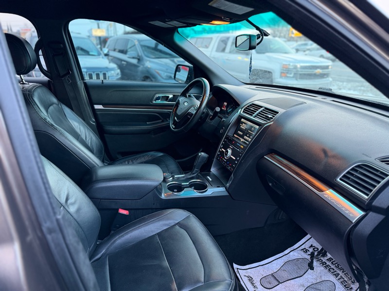 Ford Explorer Limited 4WD 2016