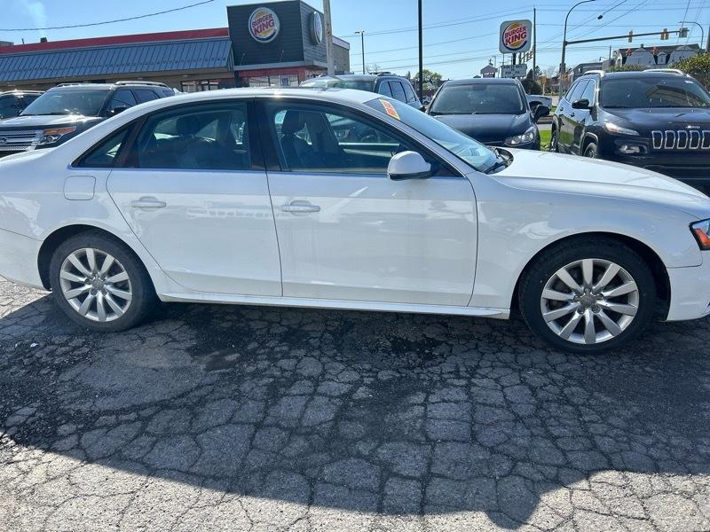 Audi A4 2.0T Sedan quattro Tiptronic 2015