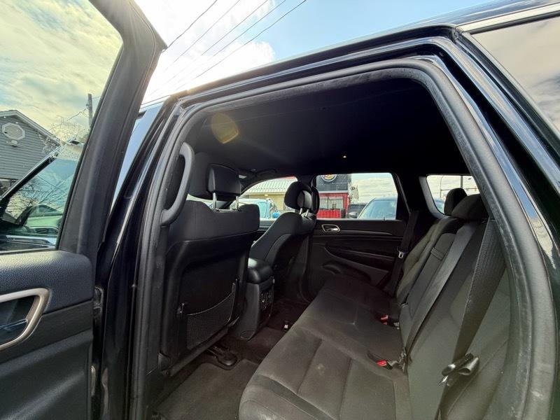 Jeep Grand Cherokee Laredo 4WD 2017