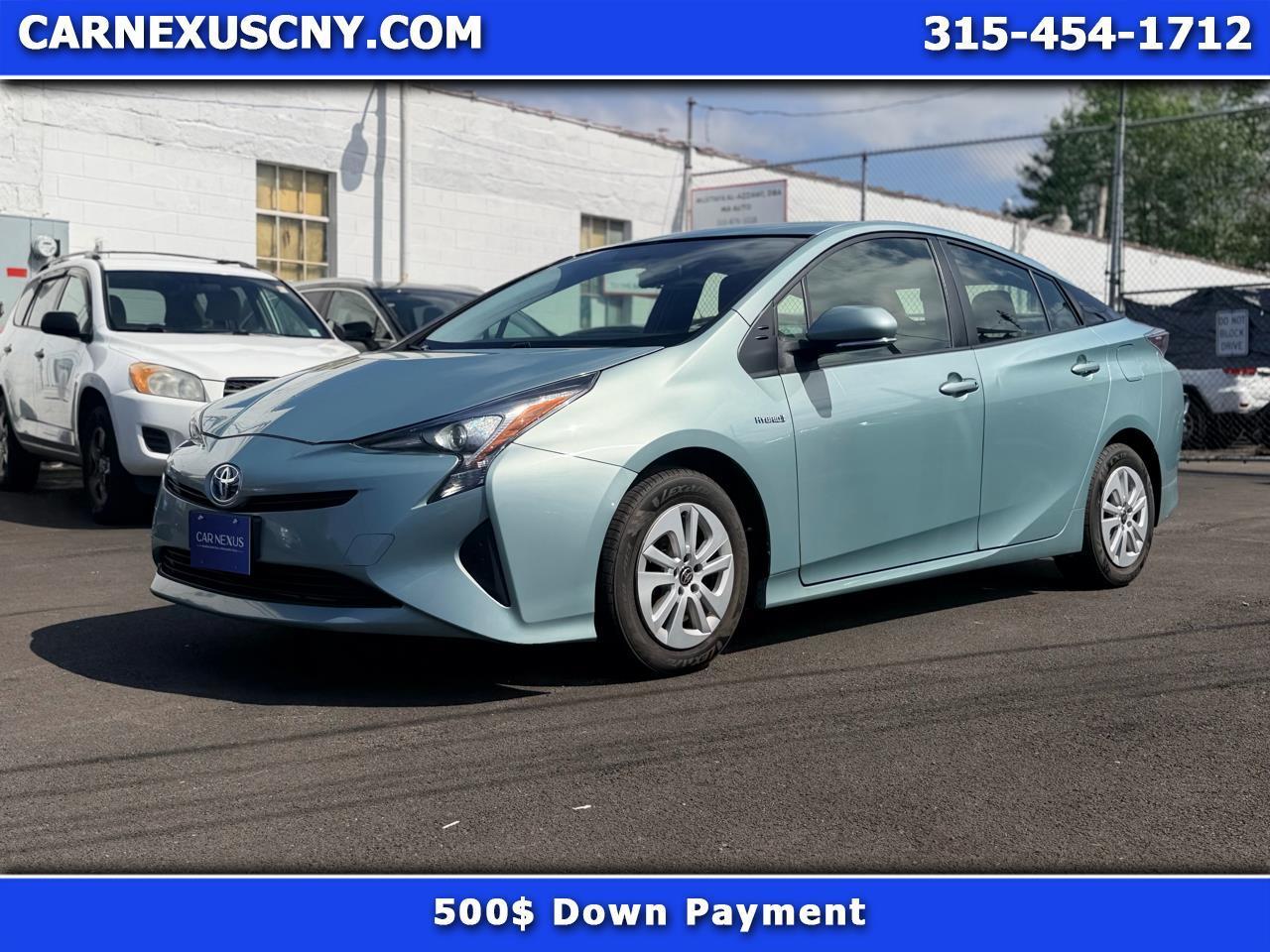 Toyota Prius Two 2016