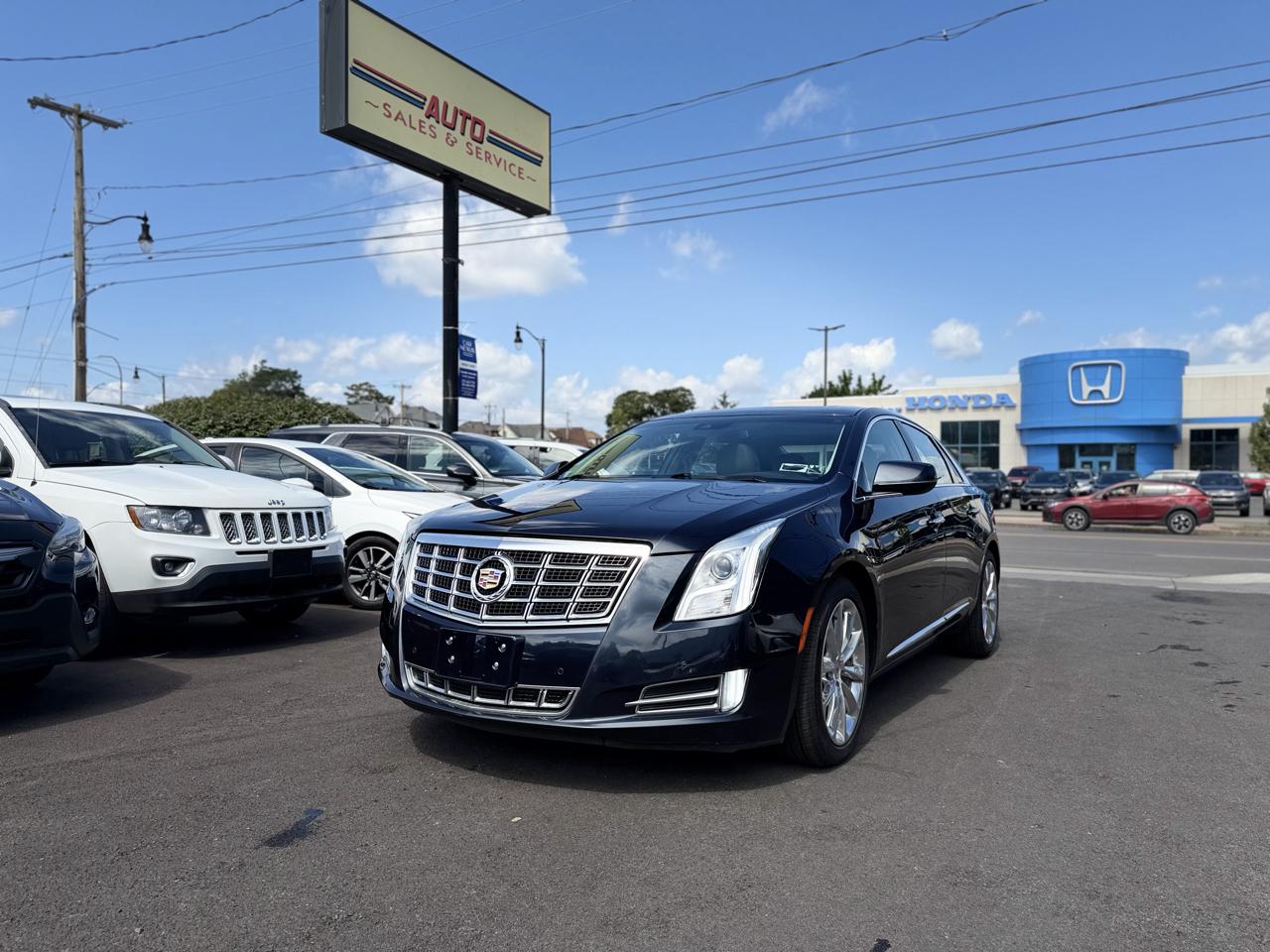 Cadillac XTS Luxury AWD 2014