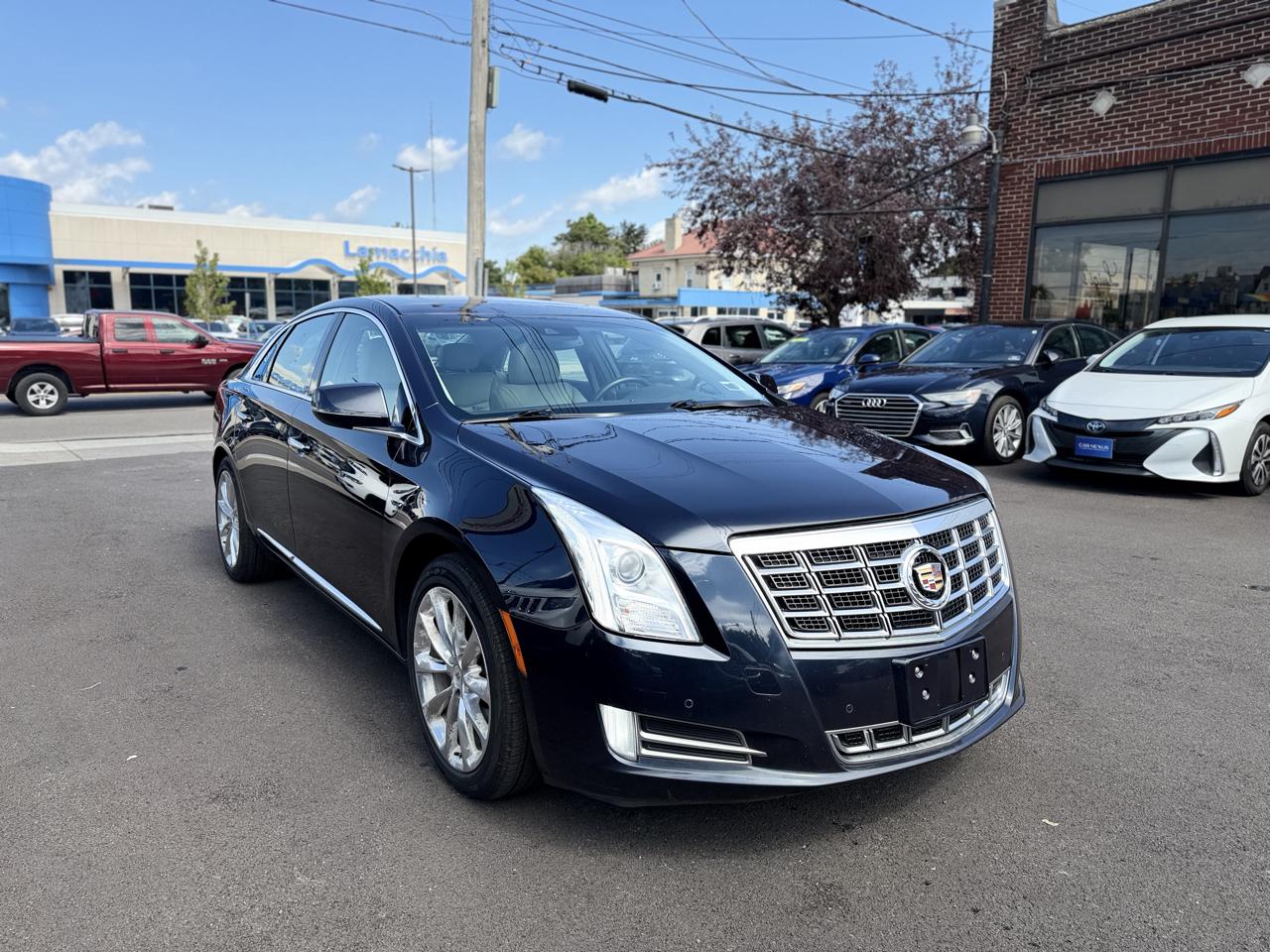 Cadillac XTS Luxury AWD 2014