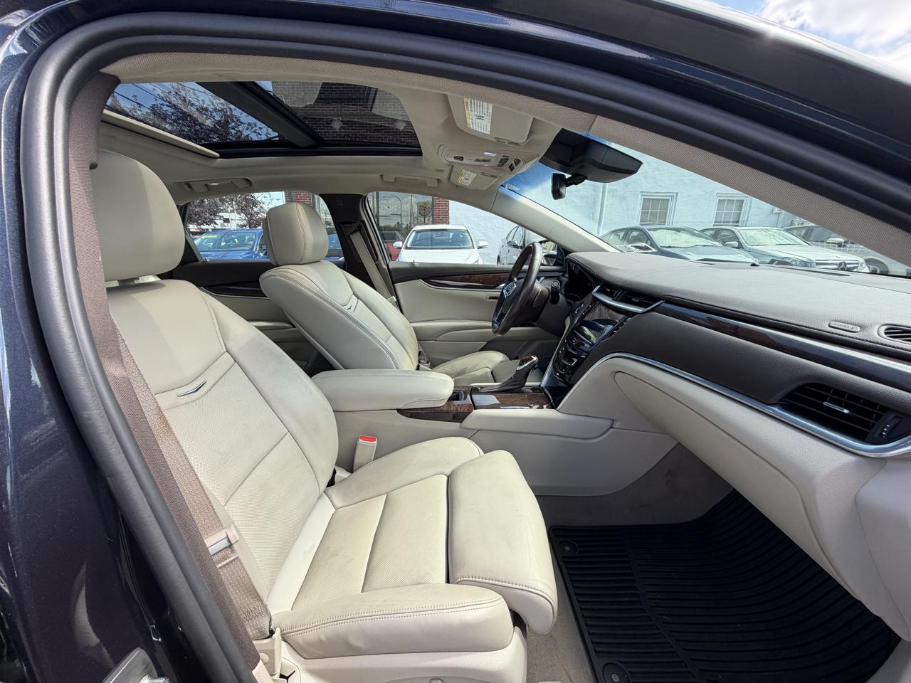 Cadillac XTS Luxury AWD 2014