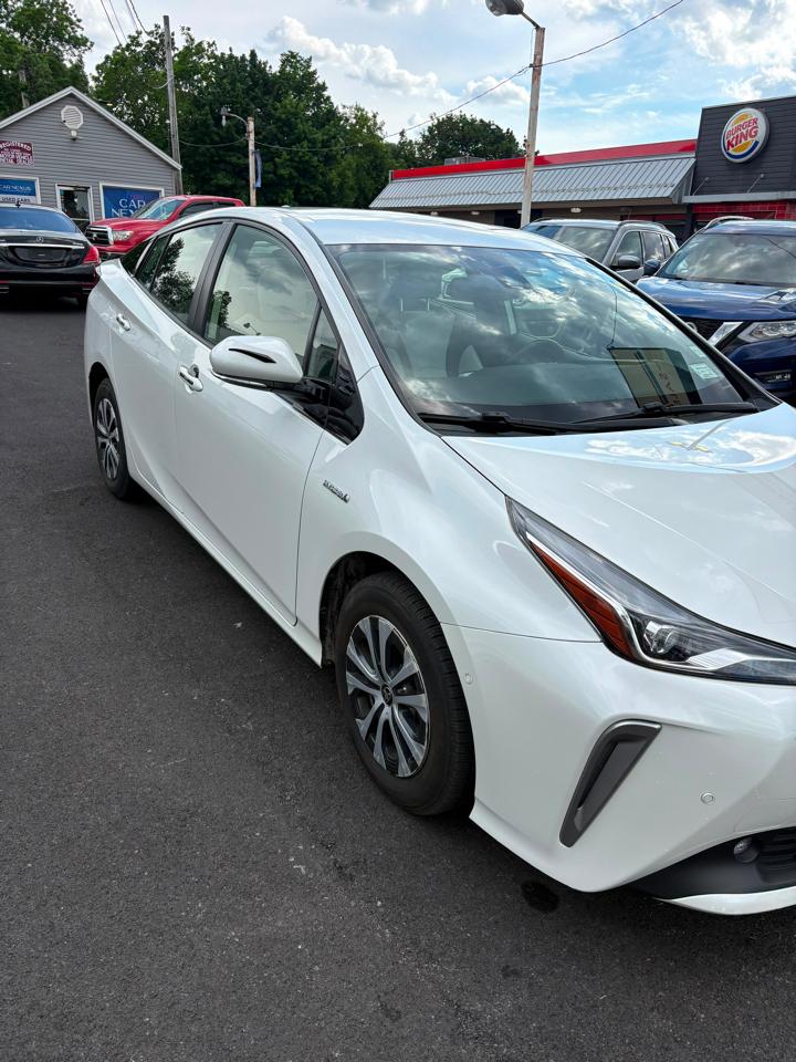 Toyota Prius XLE AWD-e 2019