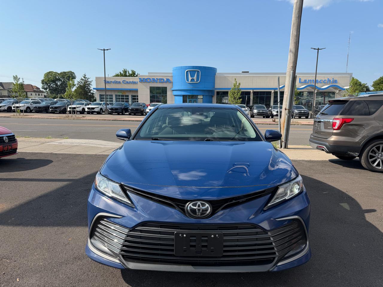 Toyota Camry LE AWD 2024