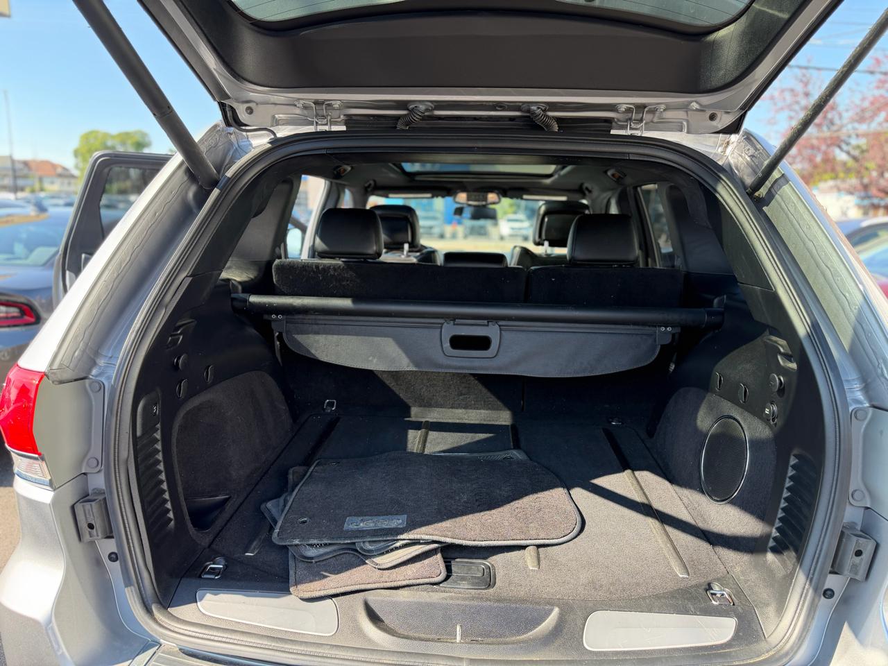 Jeep Grand Cherokee Overland 4WD 2015
