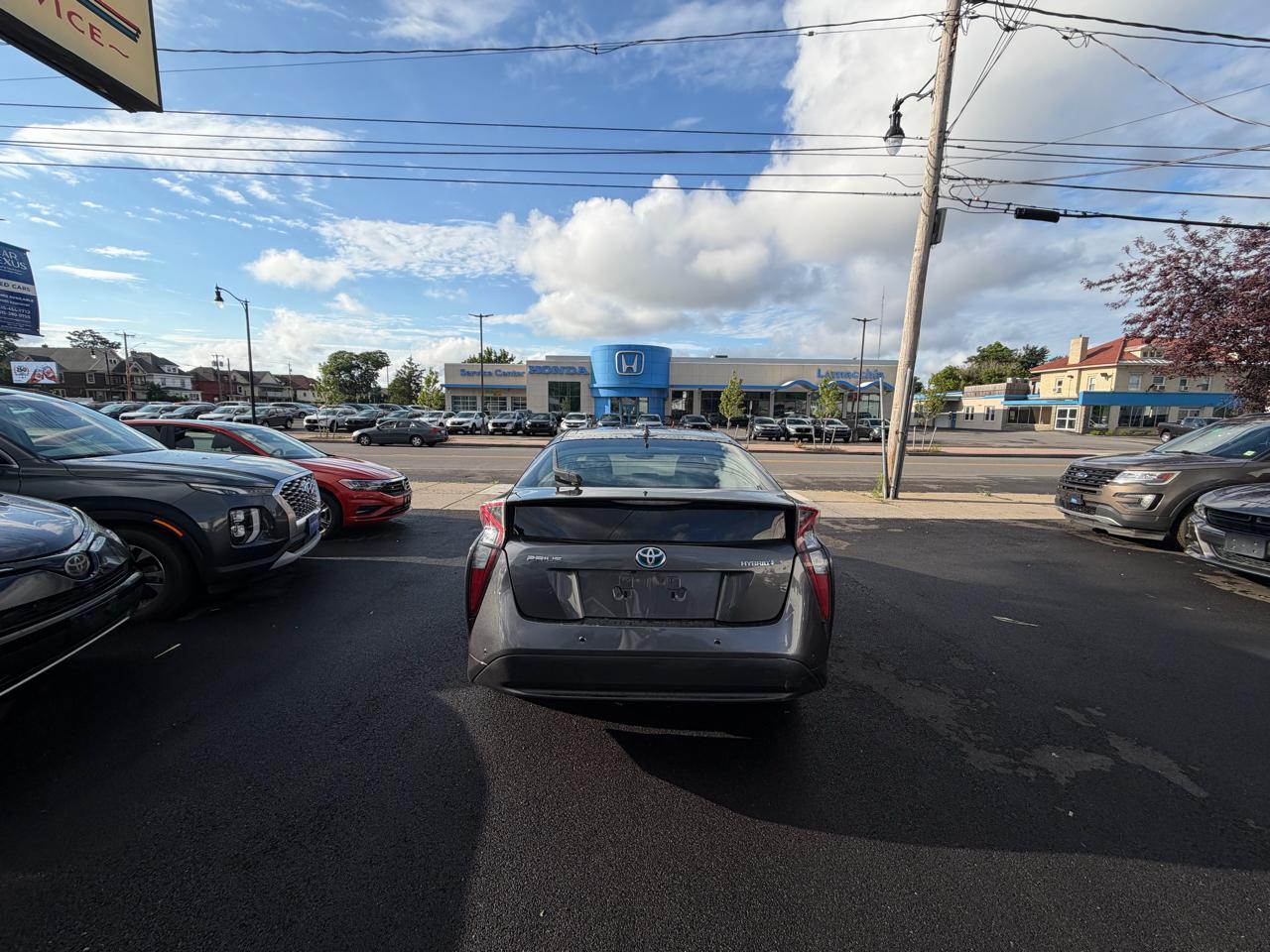 Toyota Prius Four 2018