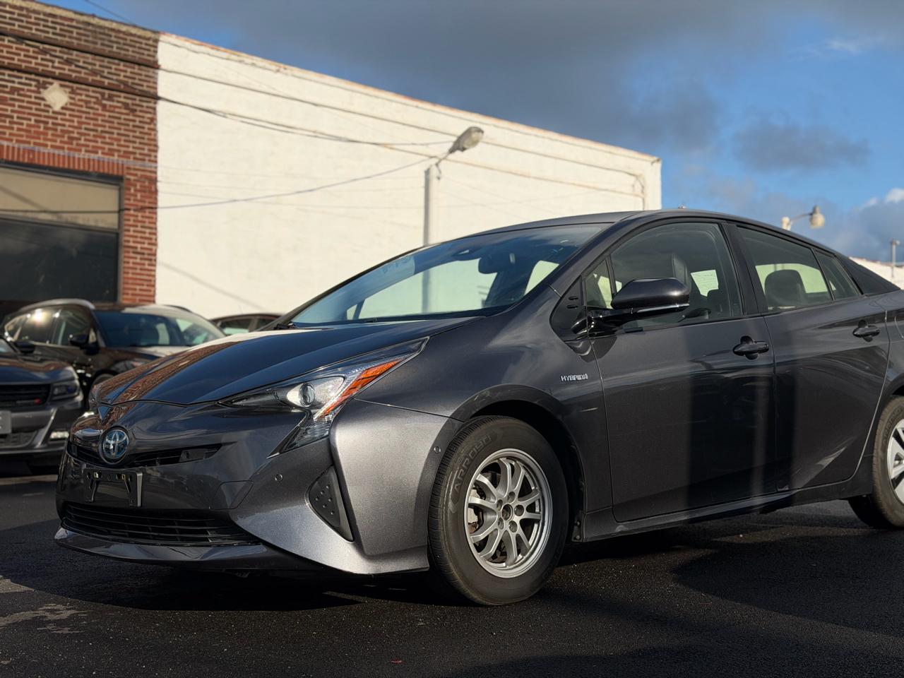 Toyota Prius Four 2018