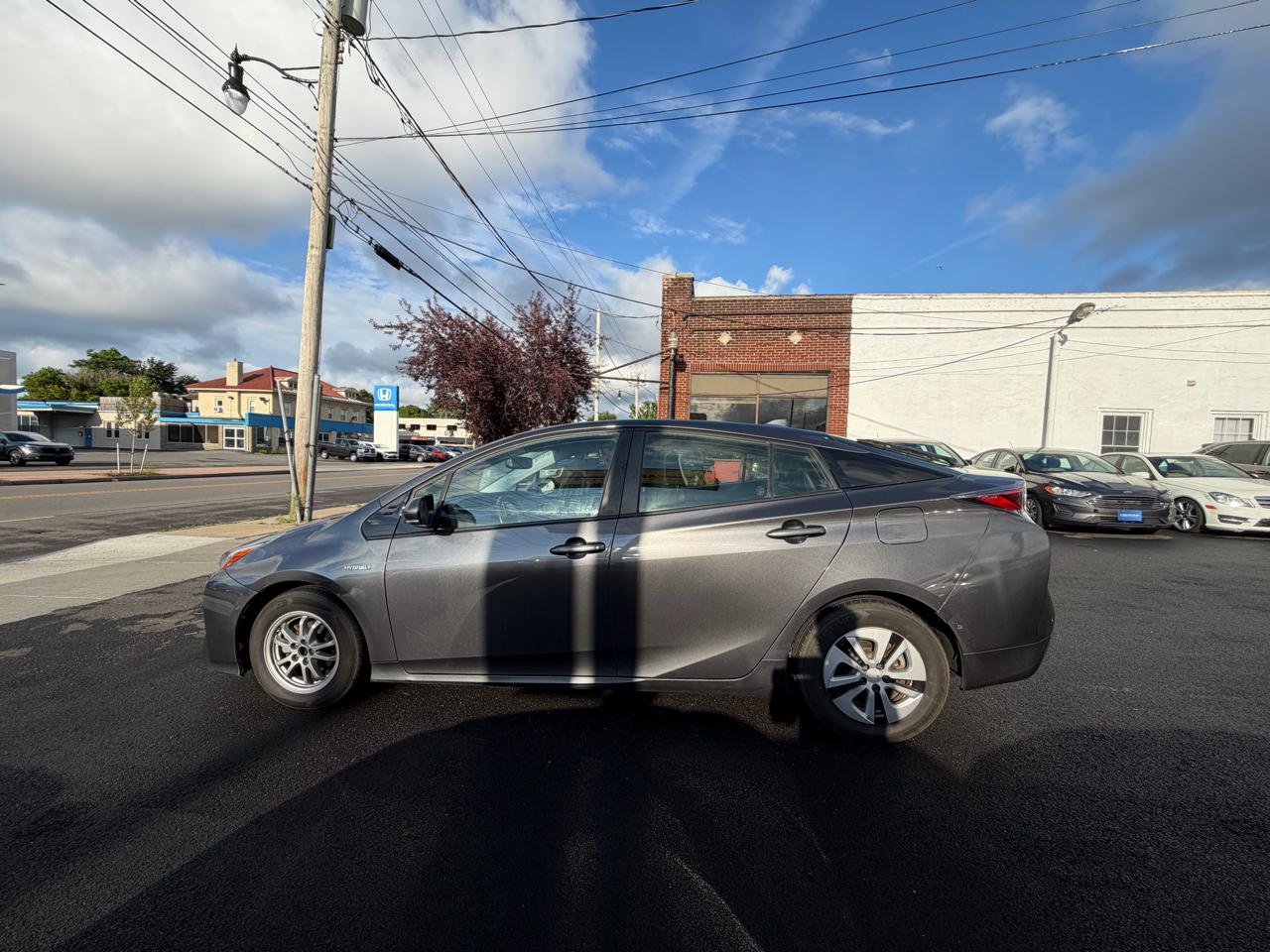 Toyota Prius Four 2018