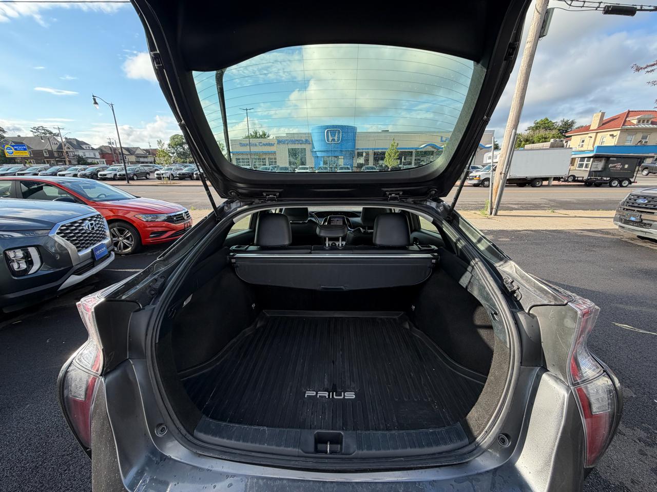 Toyota Prius Four 2018