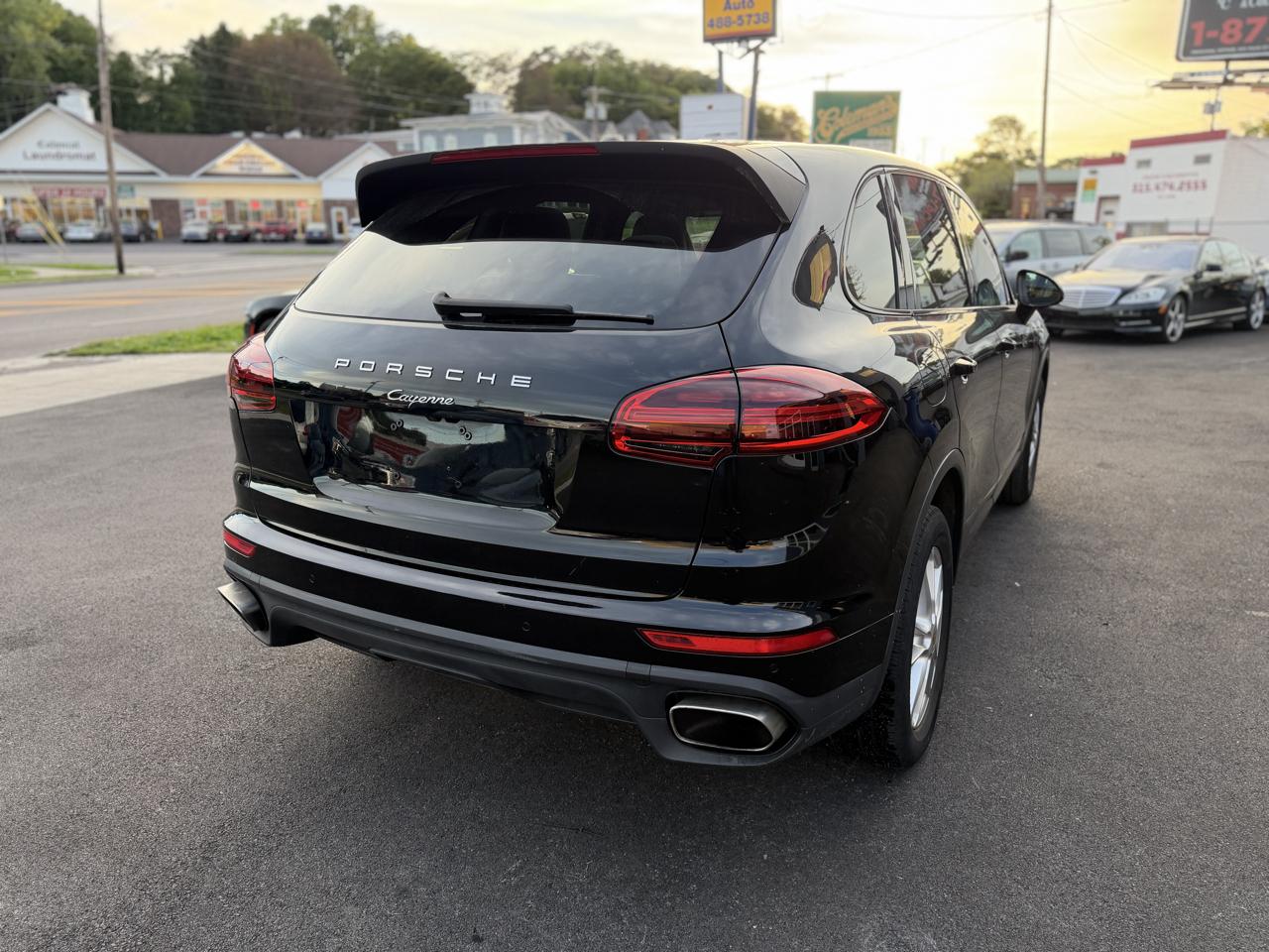 Porsche Cayenne Base 2018