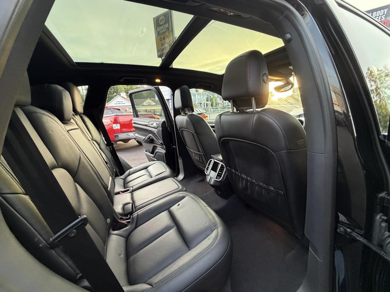 Porsche Cayenne Base 2018