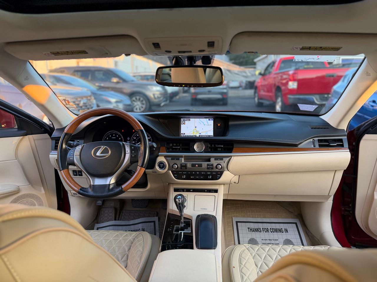 Lexus ES 300h Sedan 2015