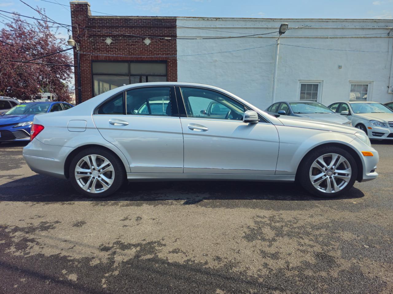 Mercedes-Benz C-Class C300 4MATIC Luxury Sedan 2014
