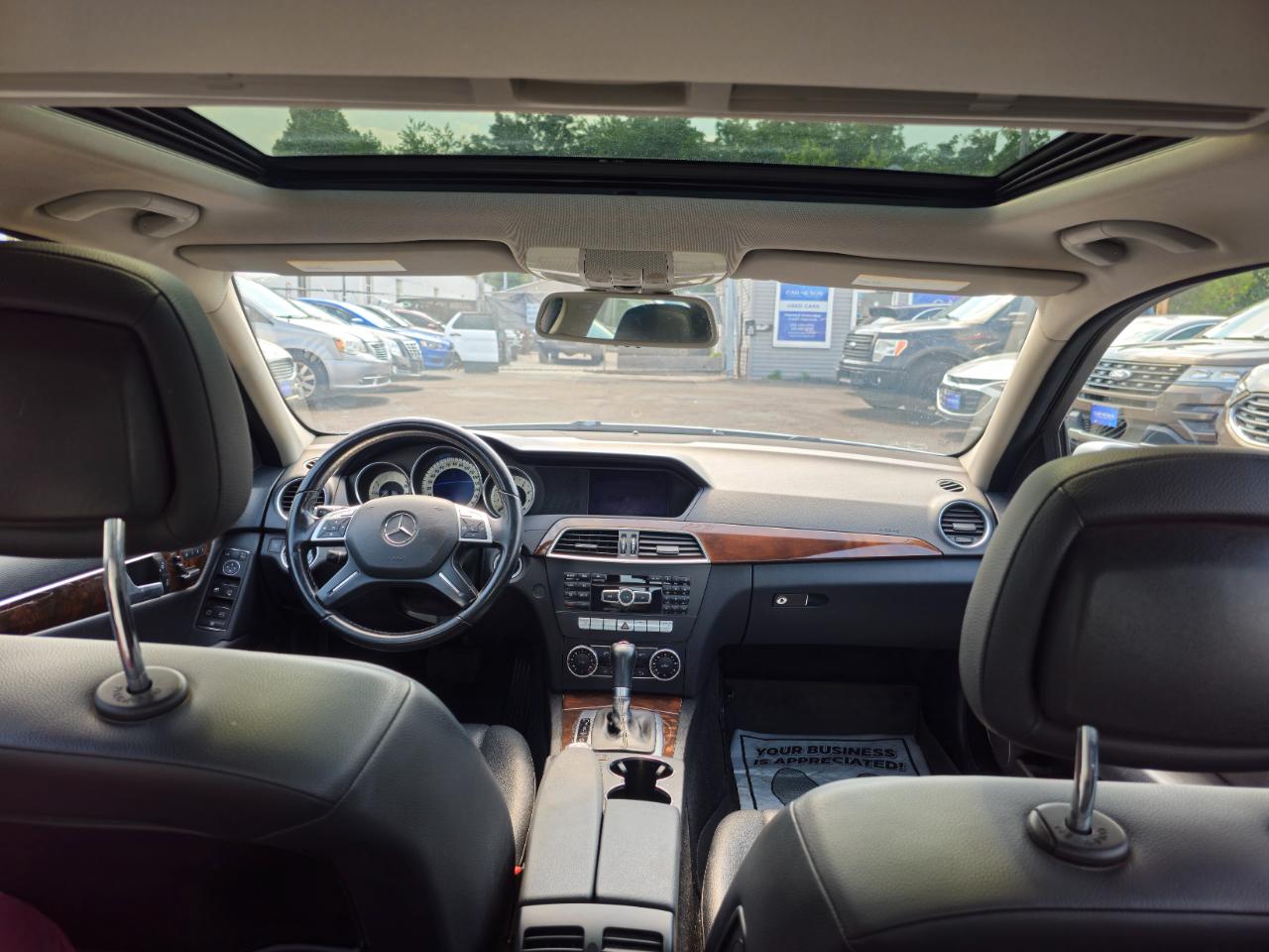 Mercedes-Benz C-Class C300 4MATIC Luxury Sedan 2014
