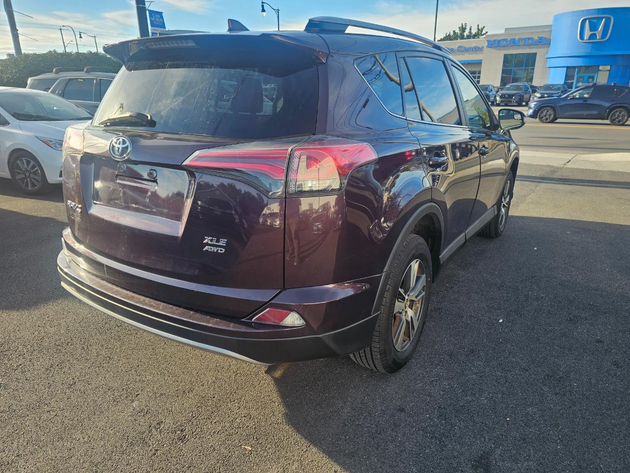 Toyota RAV4 XLE AWD 2017