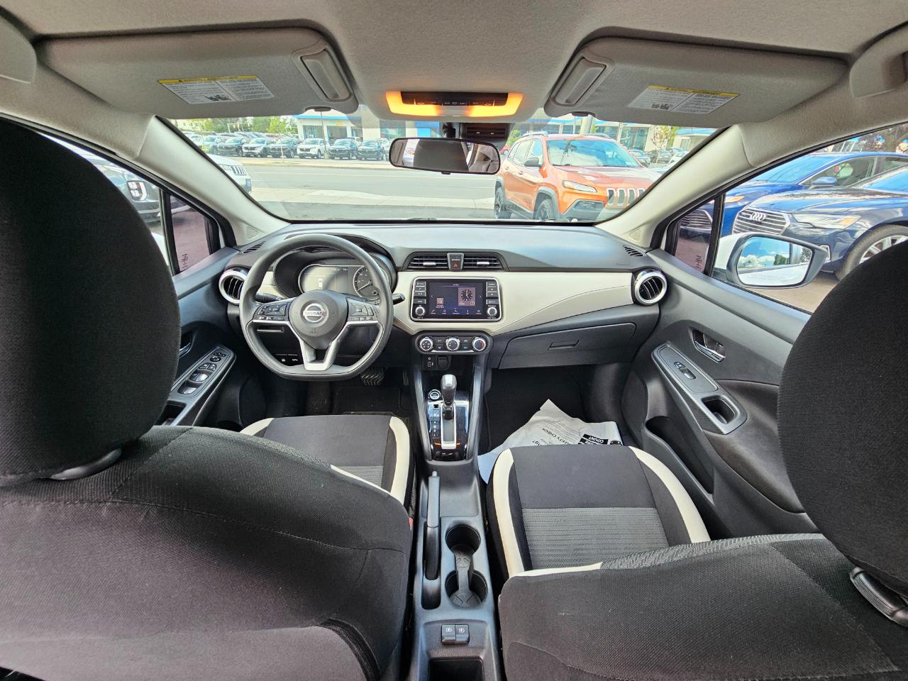 Nissan Versa SV 2021