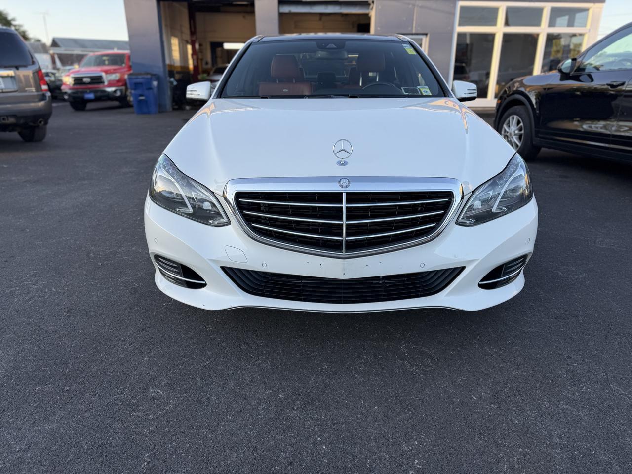 Mercedes-Benz E-Class 4dr Sdn E 350 Luxury 4MATIC 2016