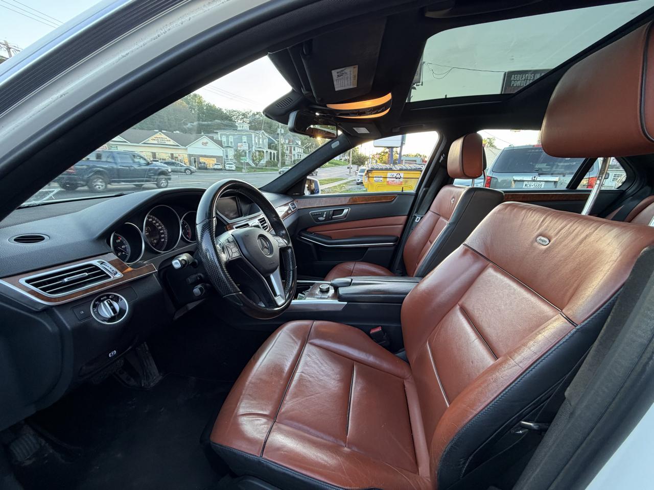 Mercedes-Benz E-Class 4dr Sdn E 350 Luxury 4MATIC 2016