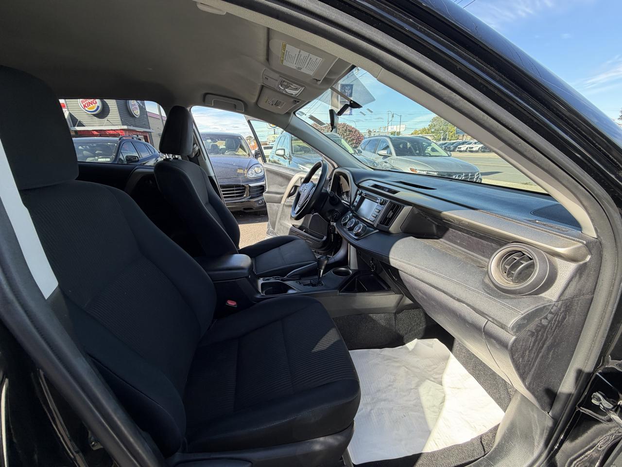 Toyota RAV4 LE AWD 2015