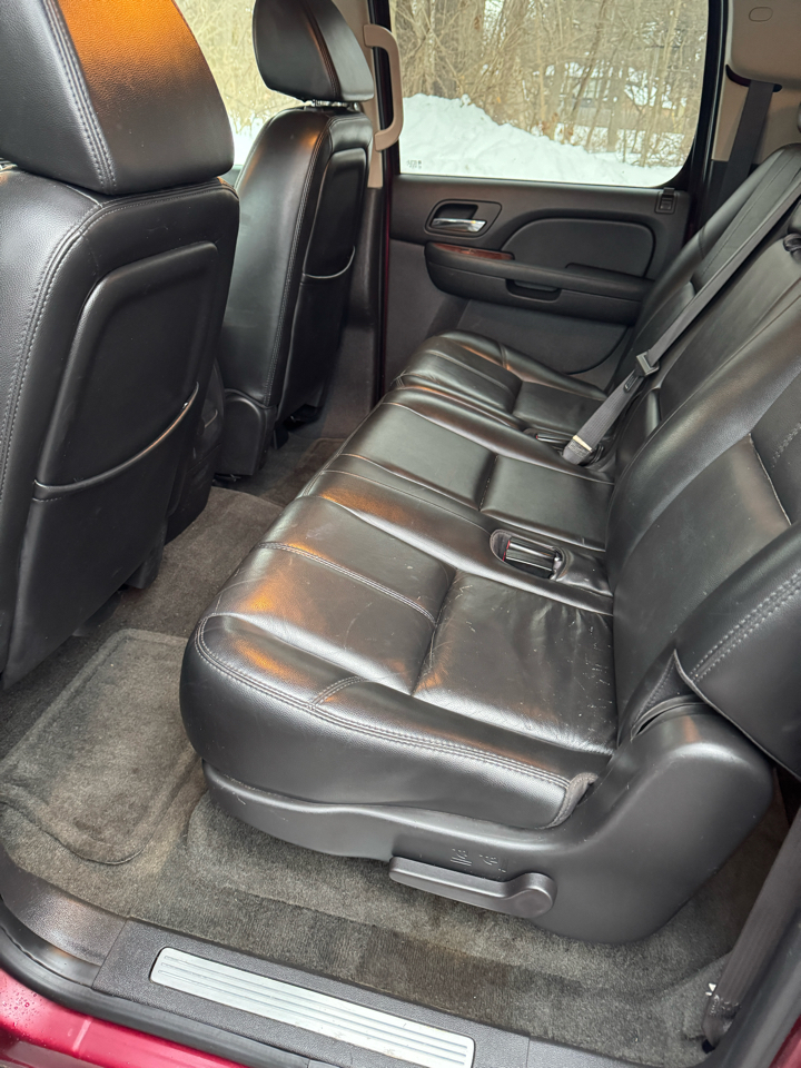 Chevrolet Suburban  2007