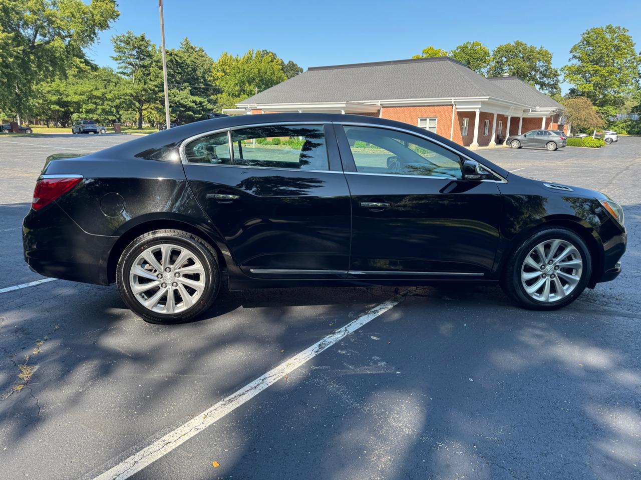 Buick LaCrosse  2016