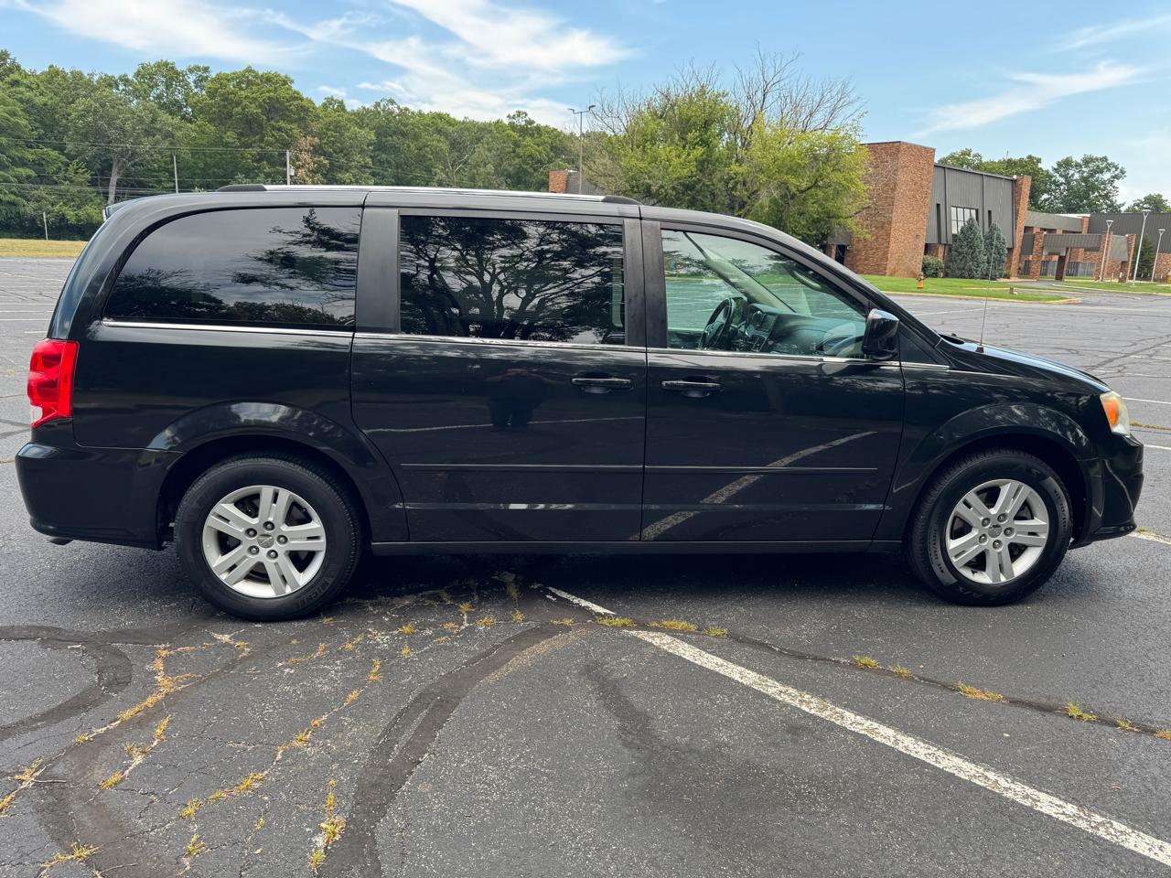 Dodge Grand Caravan  2012