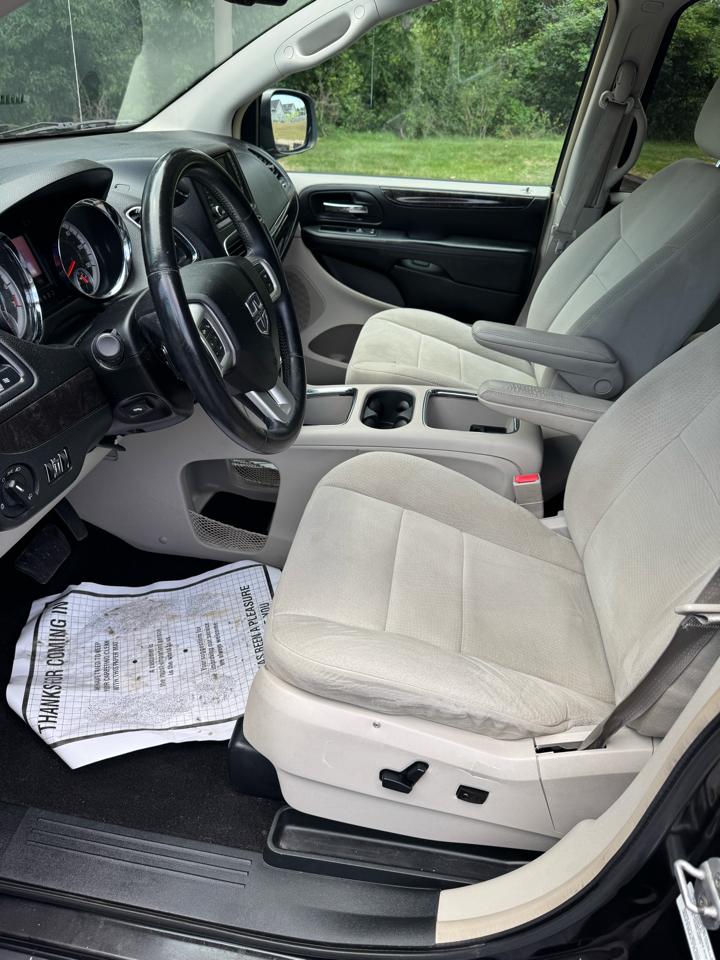 Dodge Grand Caravan  2012