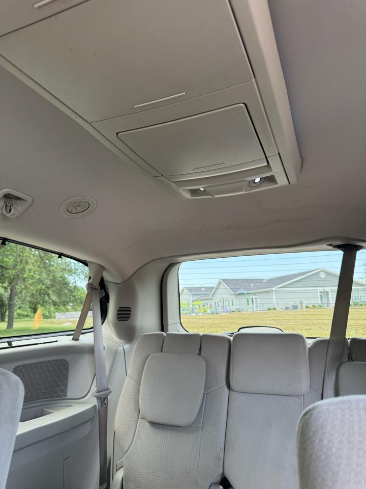 Dodge Grand Caravan  2012